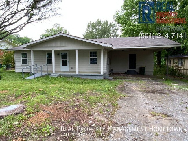 Building Photo - Coming soon! Newly Renovated 3-Bedroom 2-B...