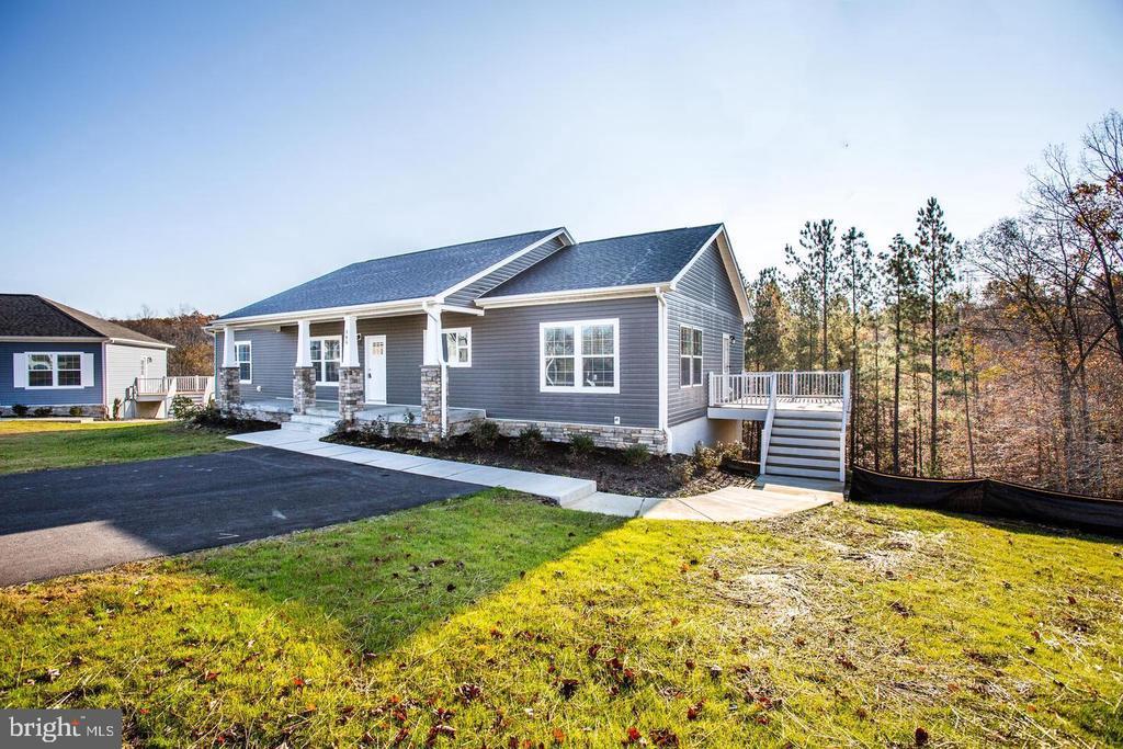 Foto principal - 145 Hickory Hill Overlook Ct.