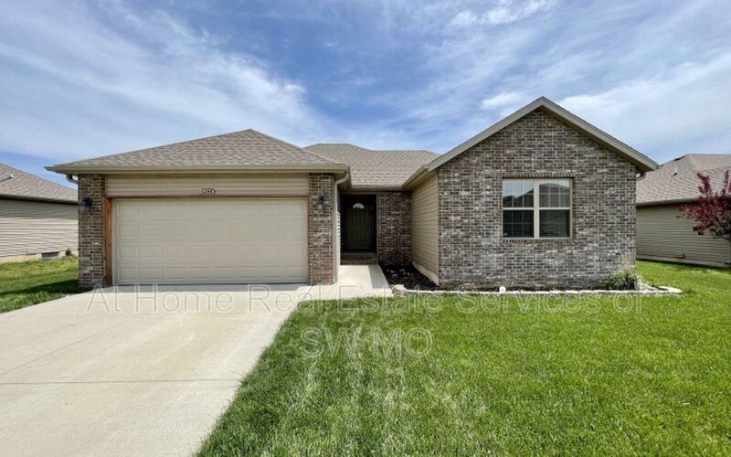 Foto principal - 1248 S Rome Ave