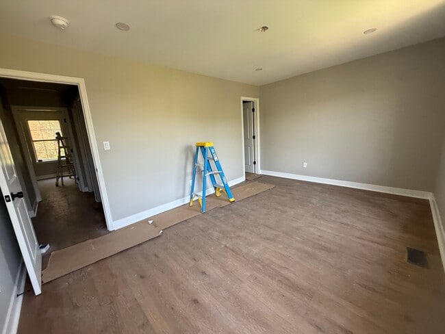 Building Photo - 1208 Knoll Mist Ln