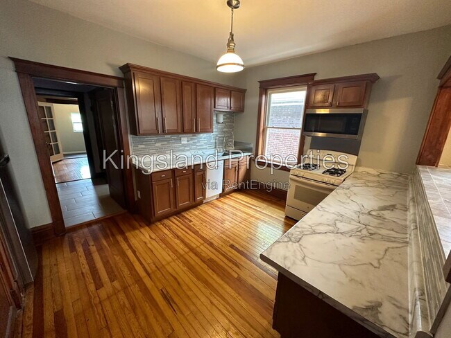 Building Photo - 4947 Arsenal St