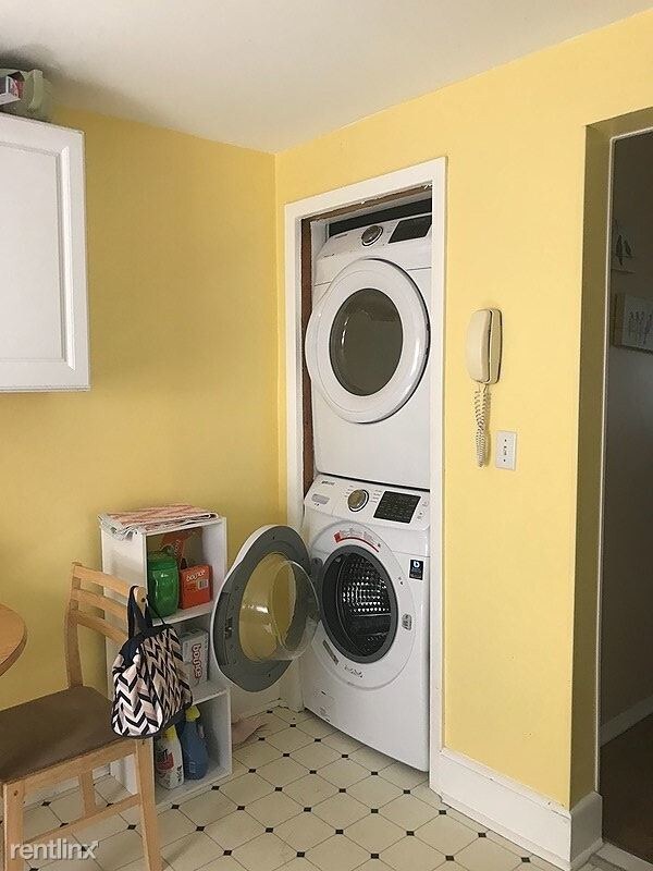 Foto del edificio - 4 br, 1.5 bath Apartment - 35 Bowers Lane