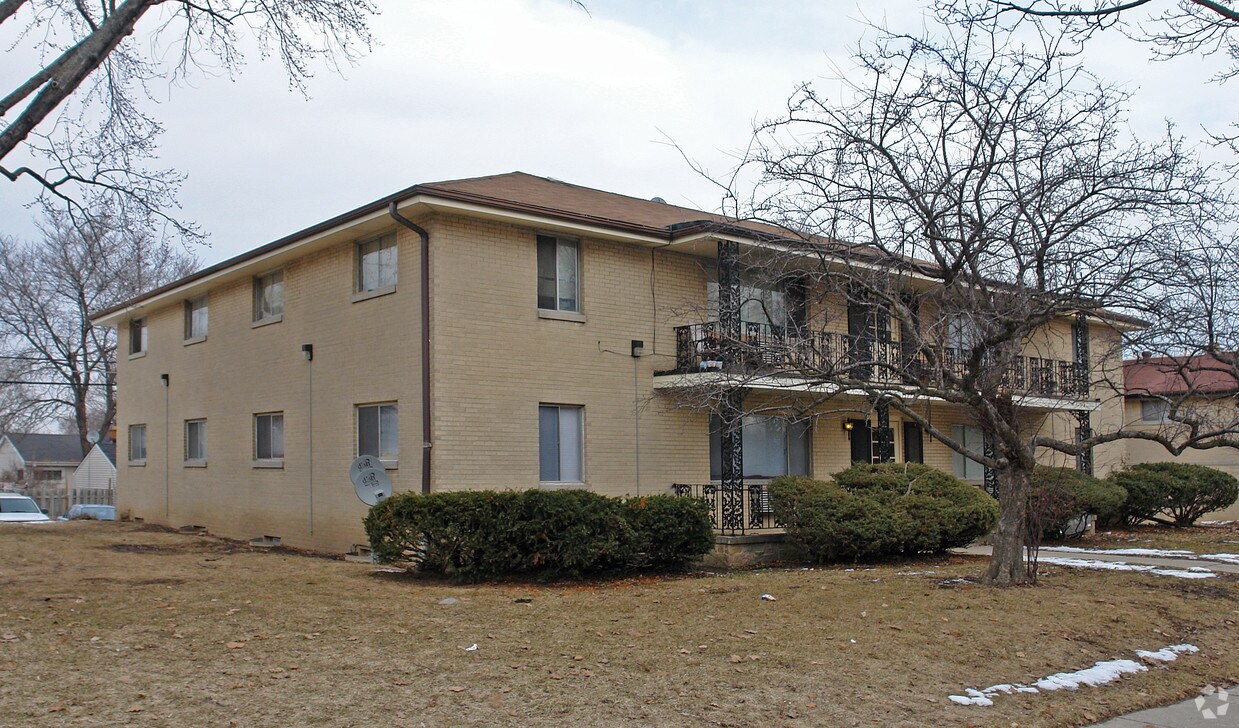 Building Photo - 8522 W Congress St