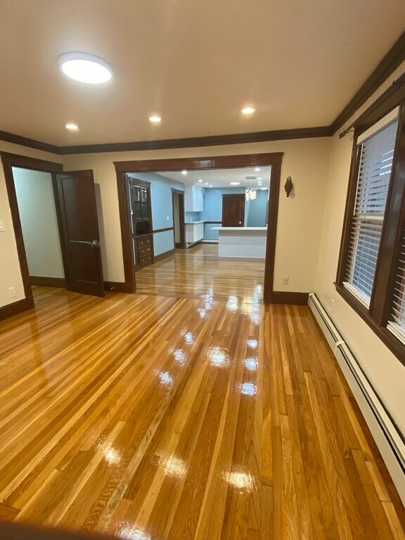 Foto del edificio - 51 Falmouth Rd