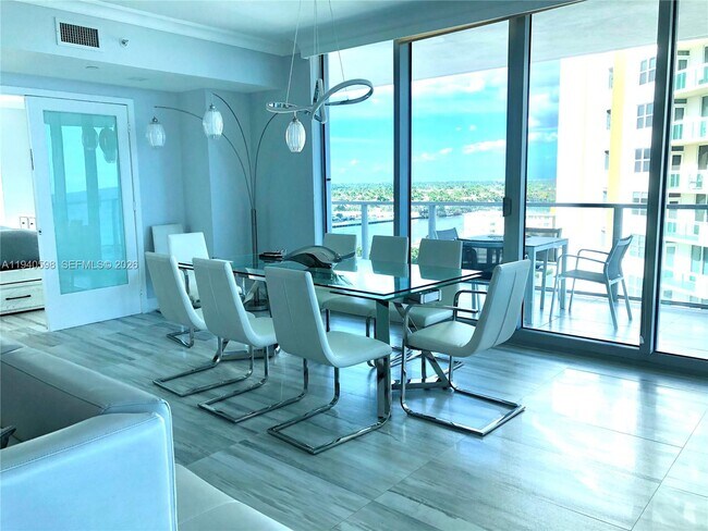 Foto del edificio - 3101 S Ocean Dr