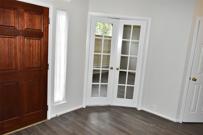 Foto del edificio - 11111 Sprucedale Ct