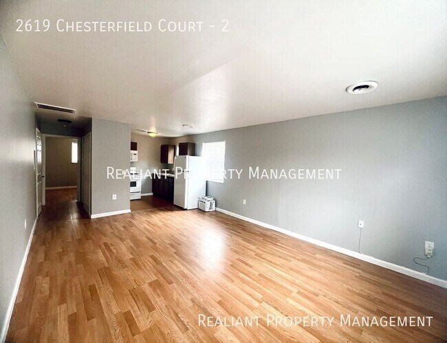 Building Photo - 2619 Chesterfield Ct