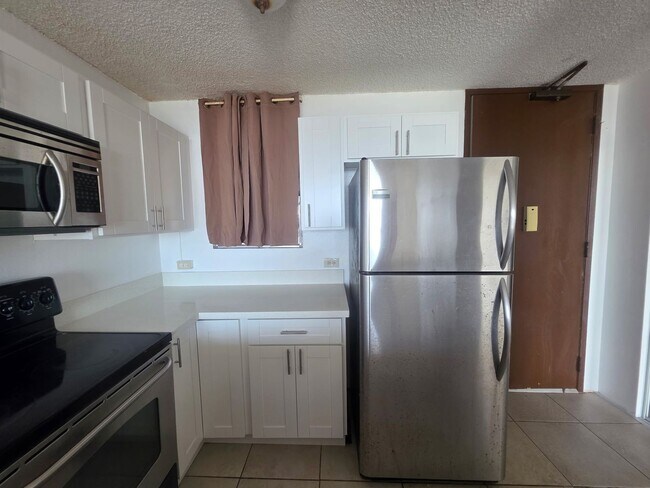 Foto del edificio - CONVENIENTLY LOCATED 1 BEDROOM / 1 BATH APARTMENT AVAILABLE NOW!