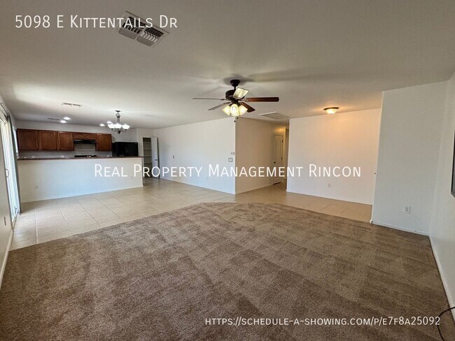Foto del edificio - 5098 E Kittentails Dr