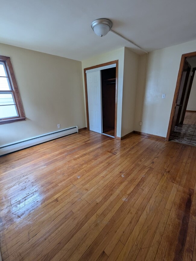 Building Photo - 405 Blake St