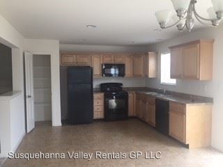 Foto del edificio - 3 br, 2.5 bath House - 2433 Newtown Dr