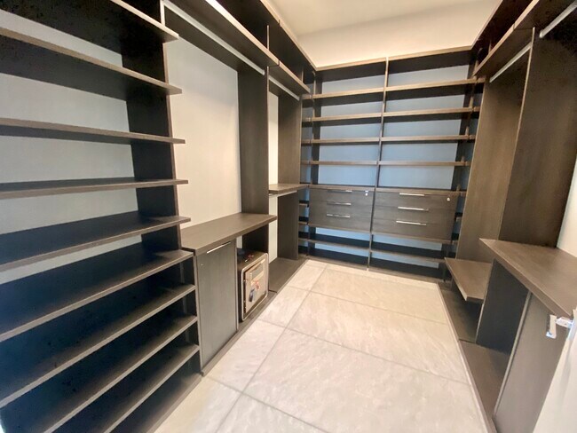 Foto del edificio - 7925 SW 193rd St