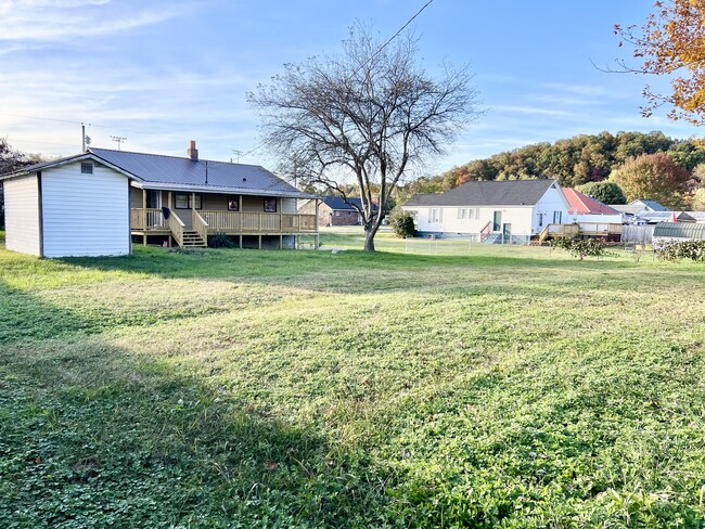 Foto del edificio - 818 Mulberry St