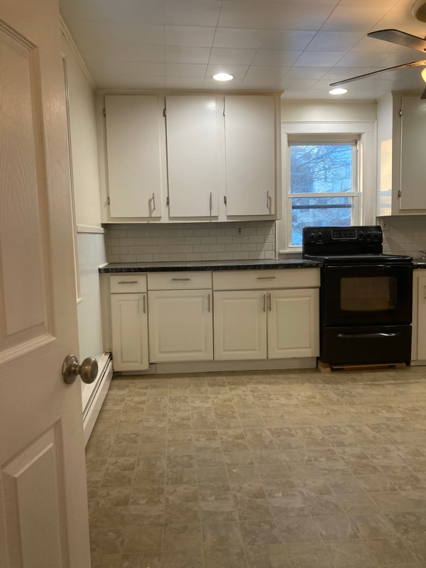 Photo - 28 1/2 Grove St Apartment