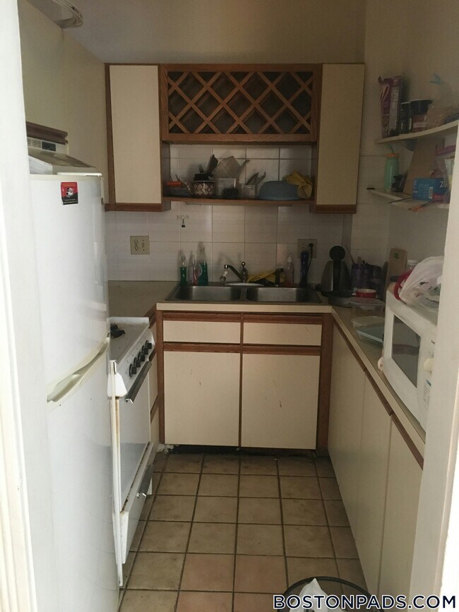 Foto del edificio - 1258 Commonwealth Avenue