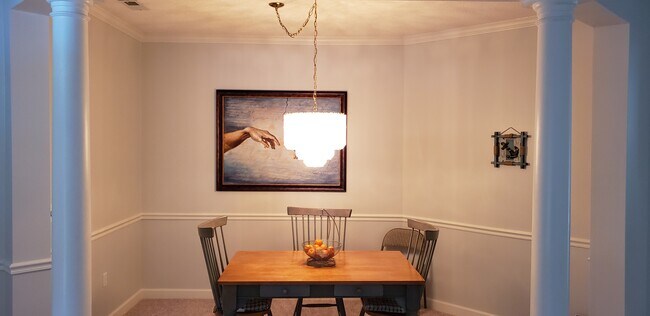 Foto del edificio - 404 Sawgrass Hill Ct