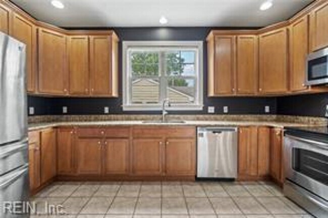 Foto del edificio - 4 Bed 2.5 Bath Home for Rent!