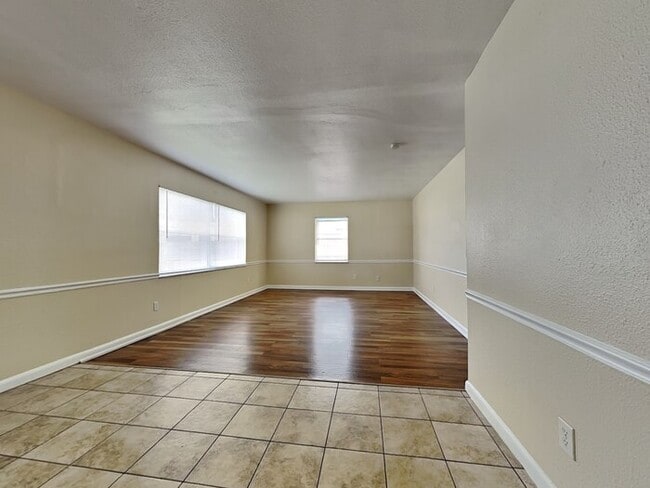 Foto del edificio - 6809 E North Bay St