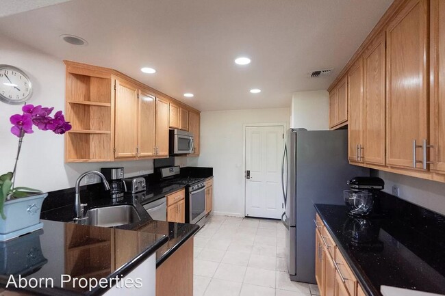 Building Photo - 3 br, 2.5 bath House - 4286 Delacroix Court