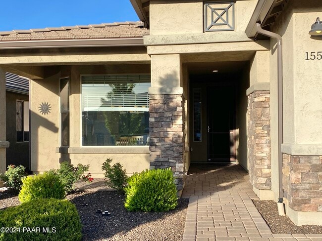 Building Photo - 1553 Range View Cir