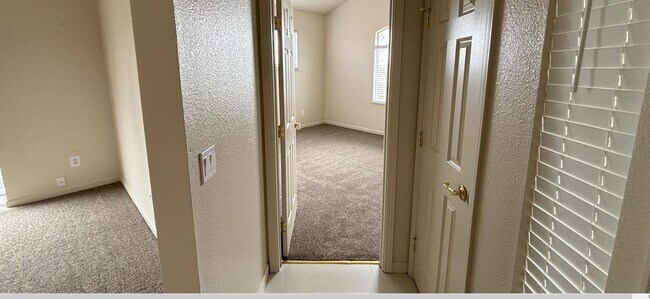 Foto del edificio - Crestview Apartments