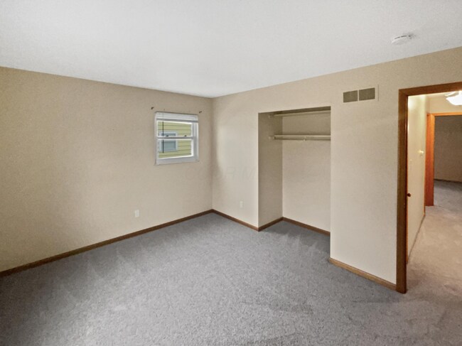 Foto del edificio - 2343 Salem Ave