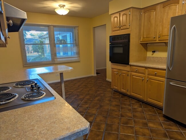 Building Photo - 406 Allonby Dr