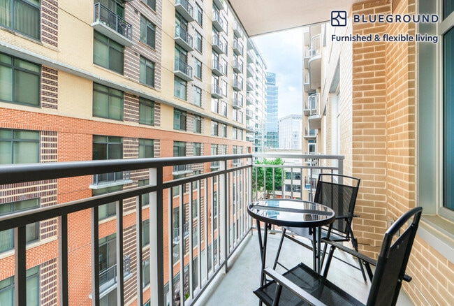 Building Photo - 4924 St Elmo Ave