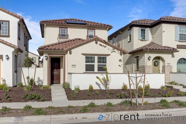 Building Photo - 3 br, 2.5 bath House - 124 Terrawood Stree...