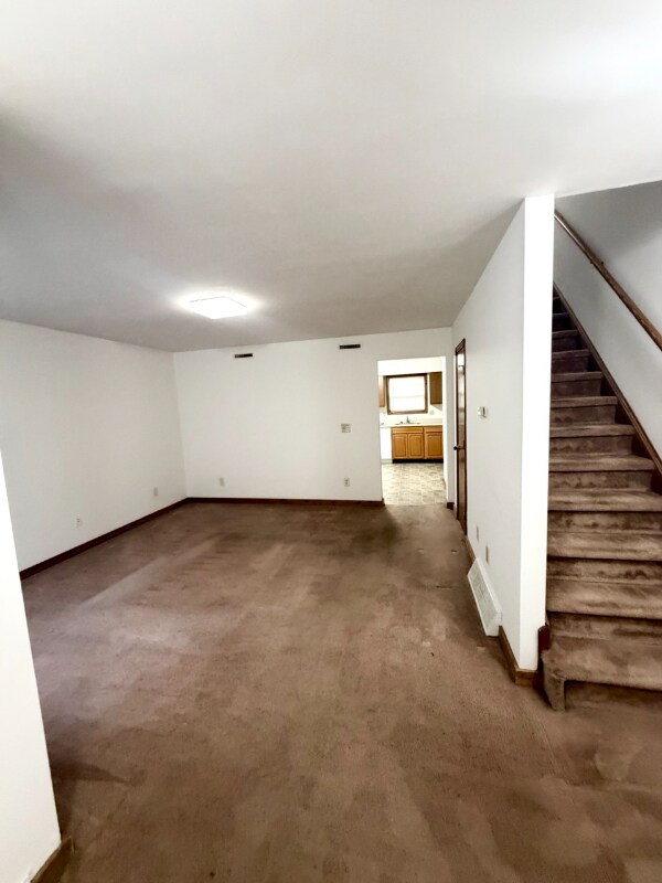 Foto del edificio - 18 Vosburgh Rd