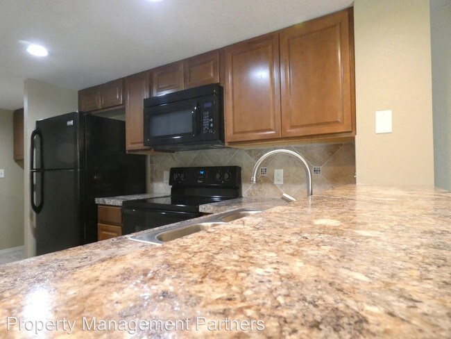 Foto del edificio - 2 br, 1 bath House - 10011 E Boston #104