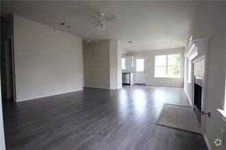 Building Photo - 14705 Rumfeldt St