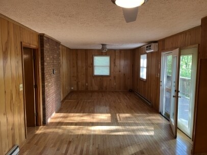Foto del edificio - 1151 Bear Branch Rd