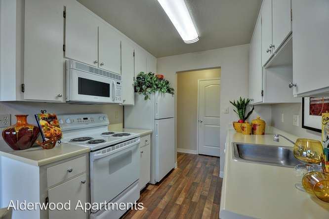 Primary Photo - 1435 163rd Ave
