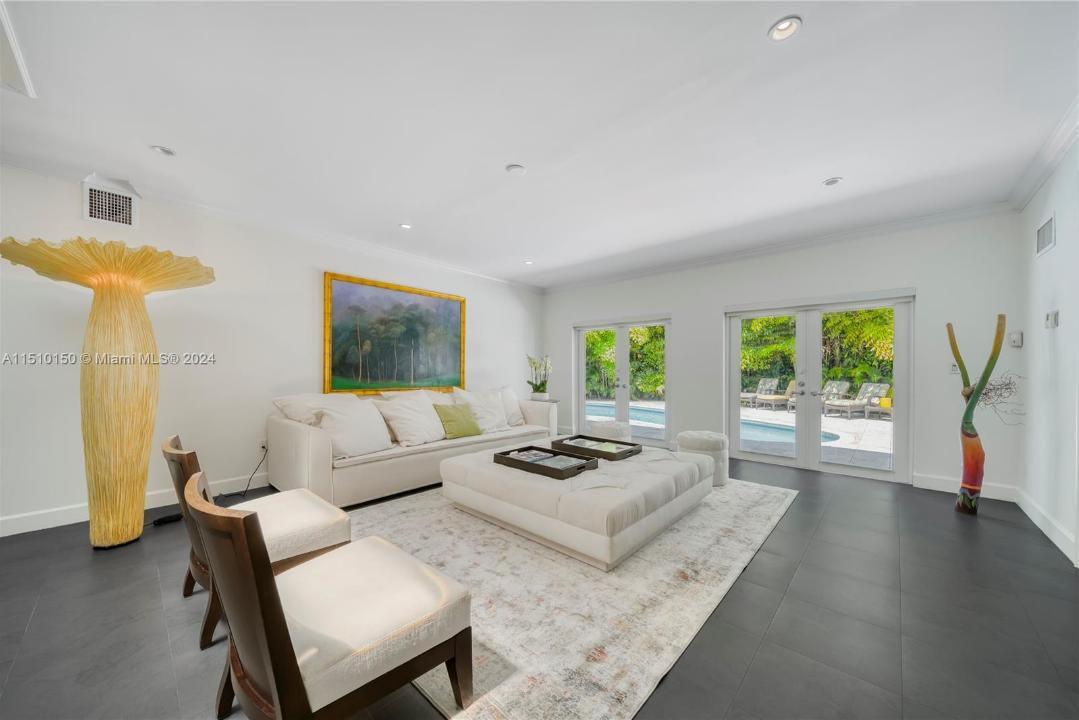 8650 Old Cutler Rd, Coral Gables, FL 33143 Condo for Rent in Coral