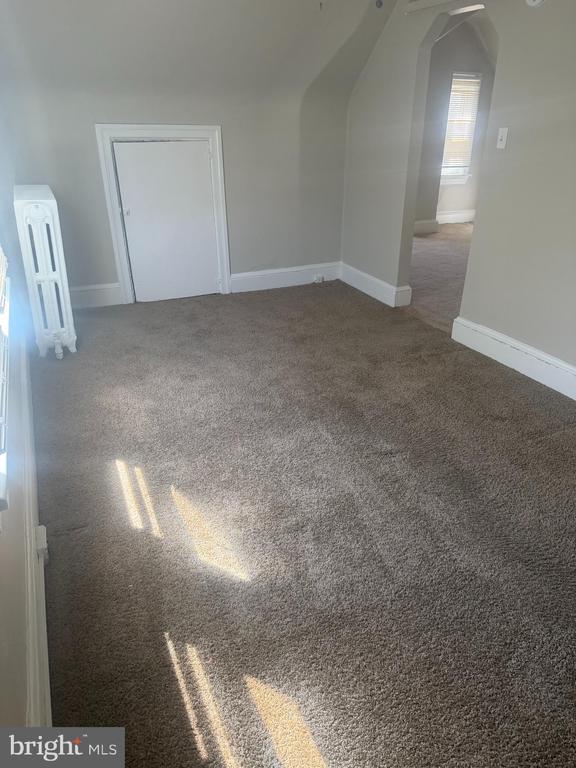 Foto del edificio - 48 N Sproul Rd