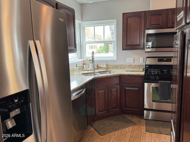 Building Photo - 530 W Oregon Ave