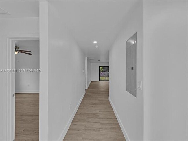 Foto del edificio - 1804 SW 99th Terrace