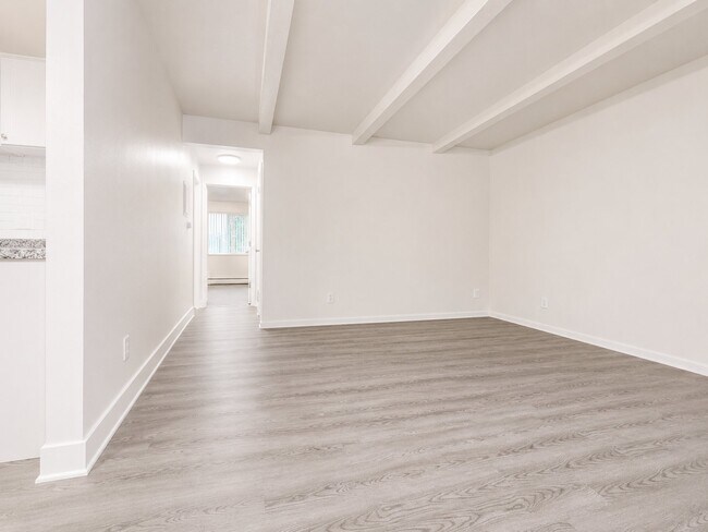 Building Photo - 6090 Olde Wadsworth Blvd