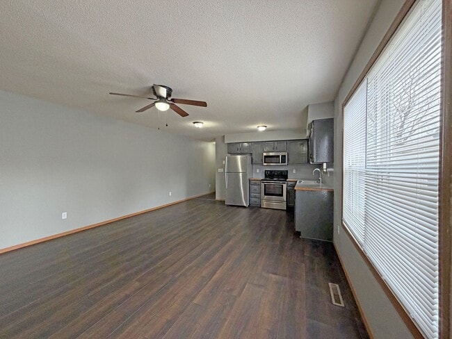 Foto del edificio - 1508 W Rainey St