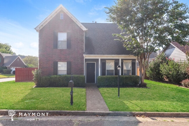 Building Photo - 1607 Barbie St