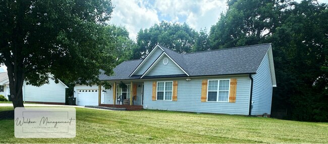 Building Photo - 5 Braxton Ln