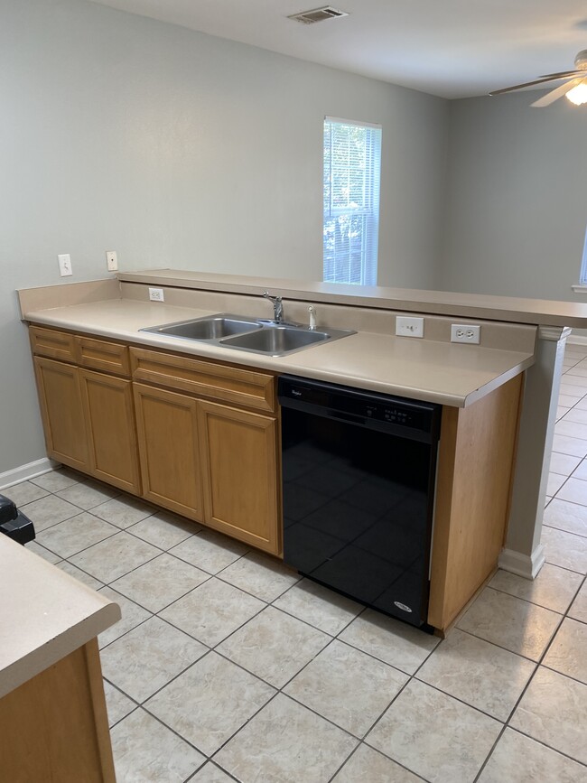 Foto del edificio - 97 Bass St