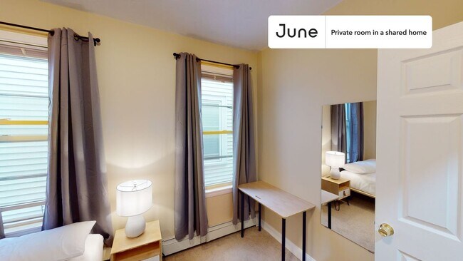 Foto del edificio - Room in Shared 3 bed/1 bath home