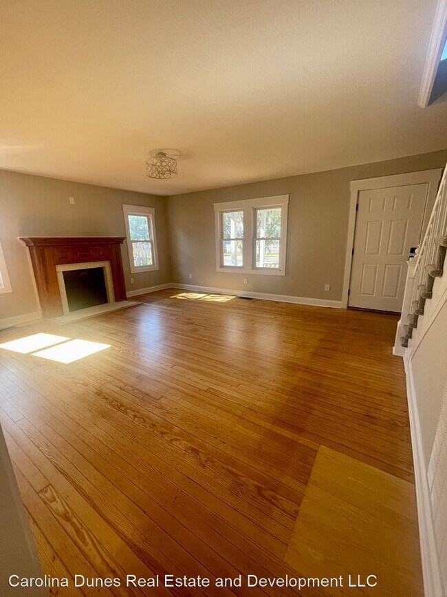 Building Photo - 5 br, 3.5 bath House - 316 Budleigh Street