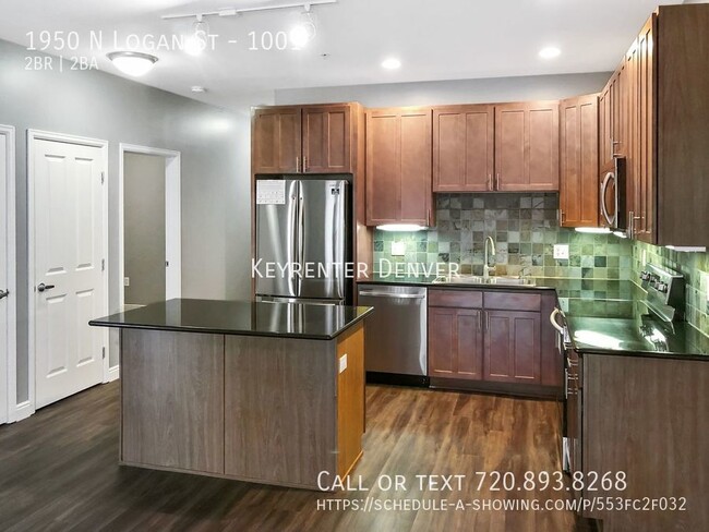 Building Photo - Premium 2BD, 2BA Uptown Condo with Large B...