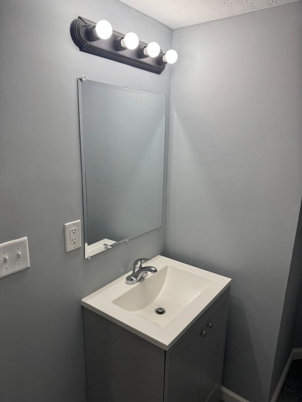 Foto del edificio - 7722 Park Dr