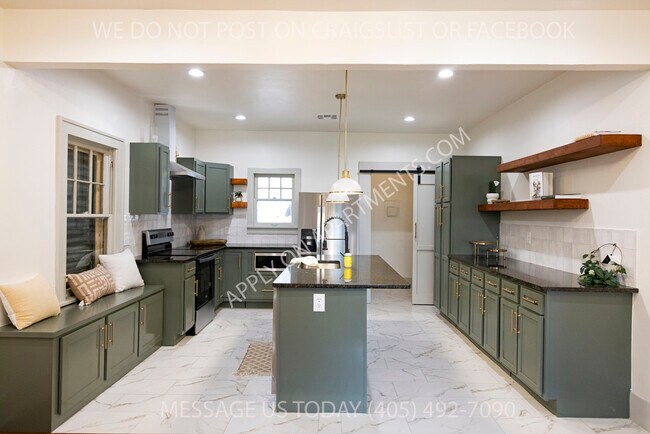 Foto del edificio - 1016 NE 18th St