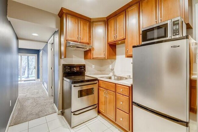 Building Photo - 20315 Erickson Paths, Farmington, MN, 55024