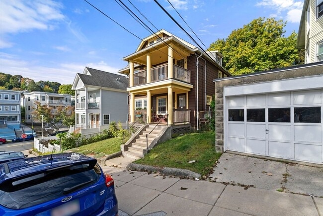 Foto del edificio - 25 Tip Top St